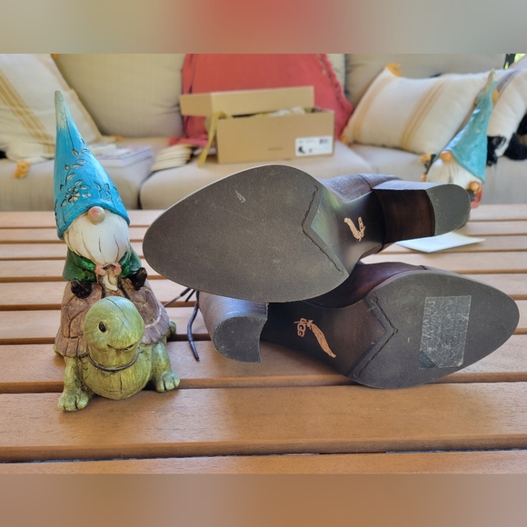 UGG Women's Brown Shearling Boots - Picture 8 of 12